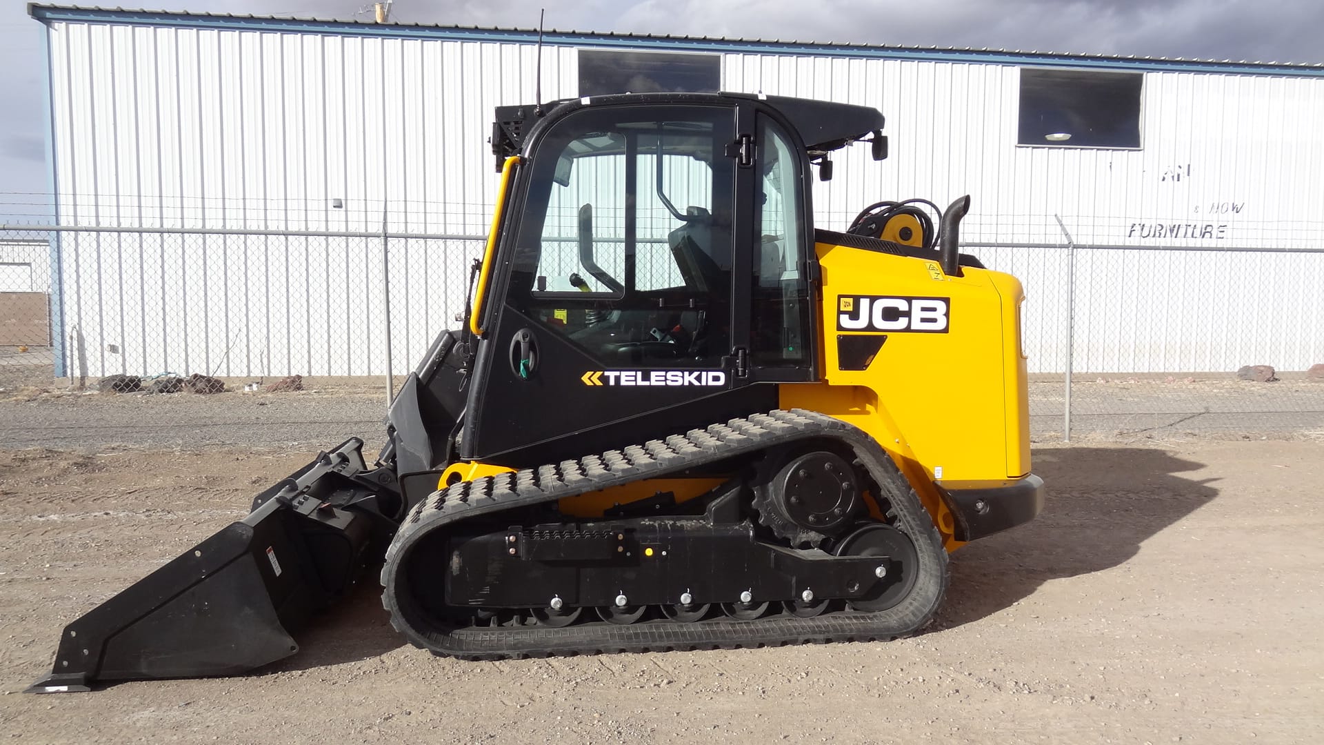 2026 JCB 3TS-8T Equipment Image0