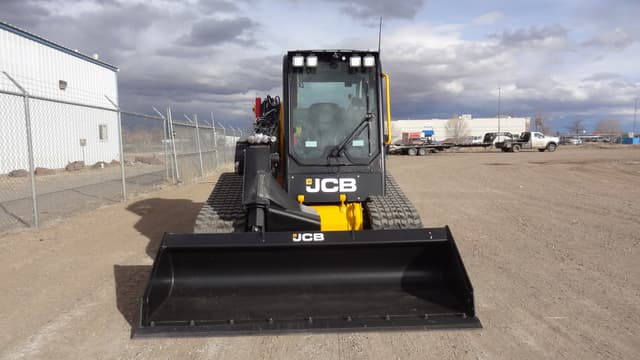 Image of JCB 3TS-8T equipment image 3