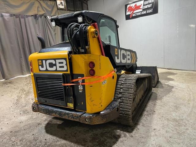Image of JCB 3TS-8T equipment image 4