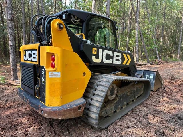 Image of JCB 3TS-8T equipment image 4
