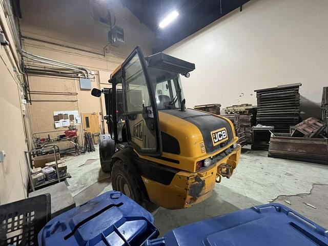 Image of JCB 409 equipment image 3