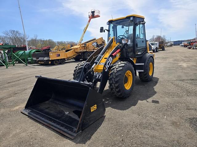 Image of JCB 409 equipment image 1