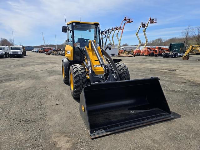 Image of JCB 409 equipment image 3