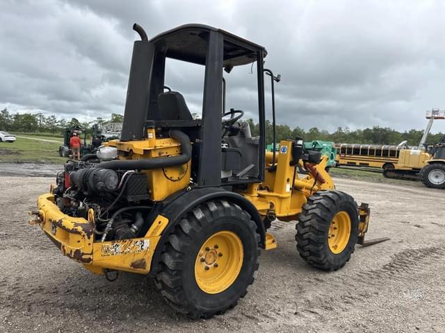 Image of JCB 409 equipment image 3