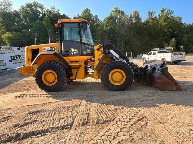 Image of JCB 426 equipment image 3