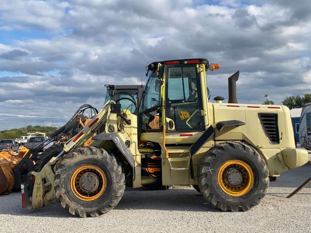 Image of JCB 426 equipment image 2