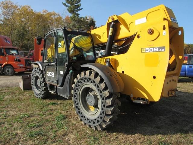 Image of JCB 509-42 equipment image 4