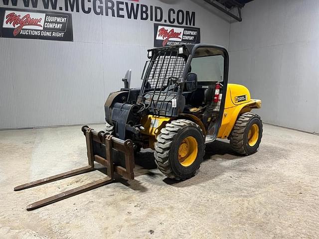Image of JCB 520-40 equipment image 1