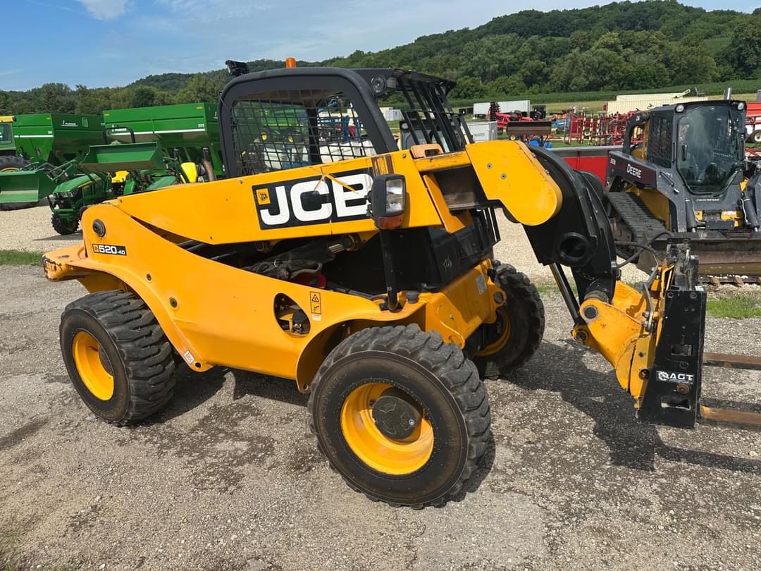 Image of JCB 520-40 Primary image
