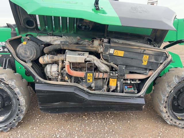 Image of JCB 525-60 equipment image 4