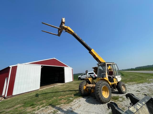 Image of JCB 525B equipment image 1