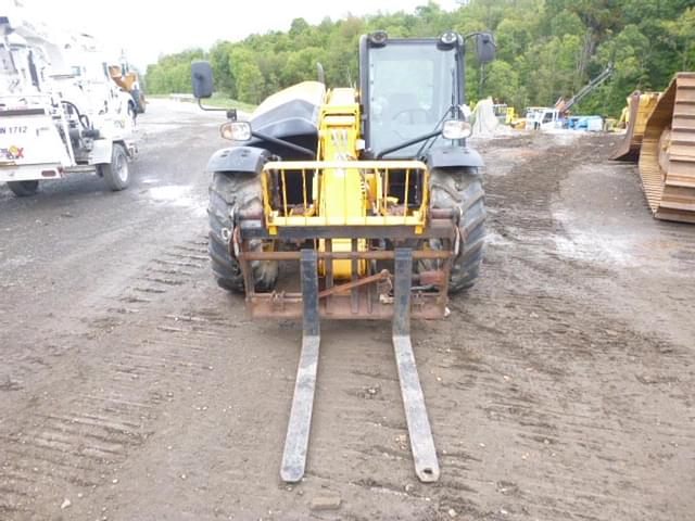 Image of JCB 527-58 equipment image 1