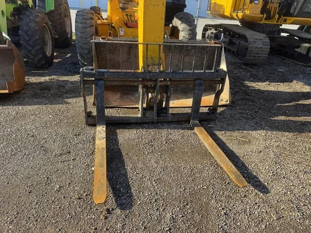 Image of JCB 506C equipment image 2