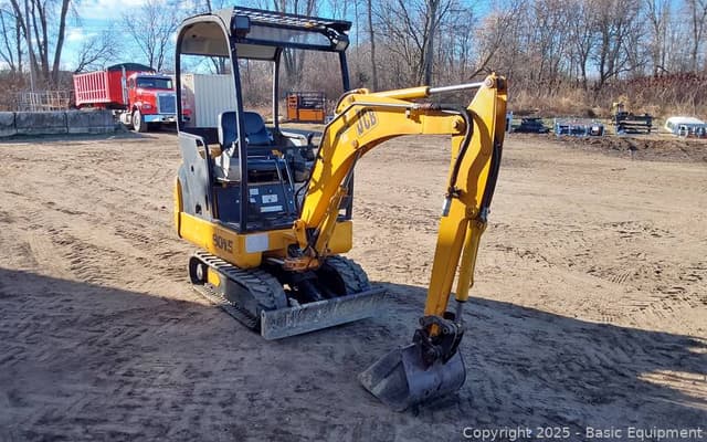 Image of JCB 8015 equipment image 3
