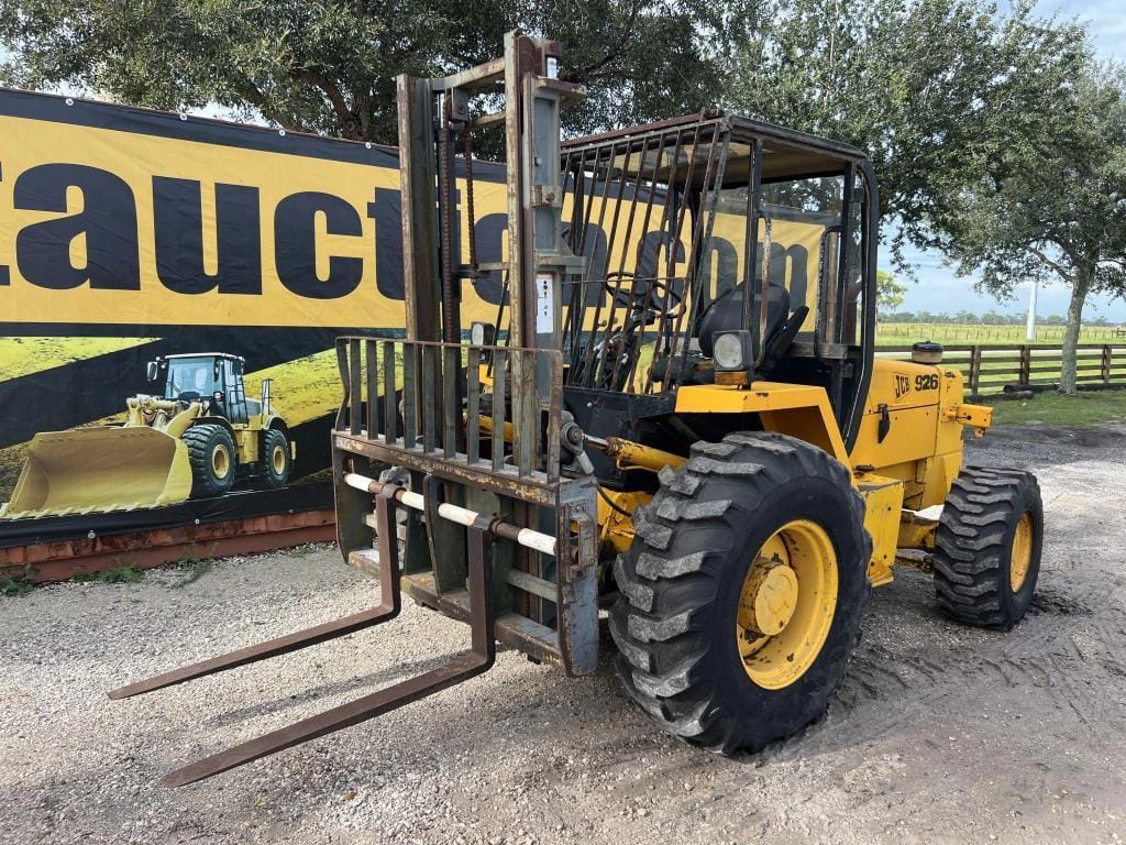 JCB 926 Equipment Image0