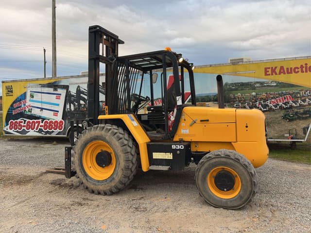 Image of JCB 930 equipment image 1
