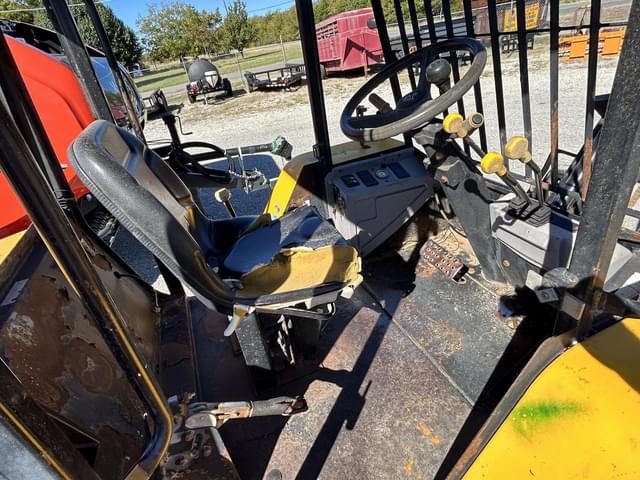 Image of JCB 930 equipment image 4