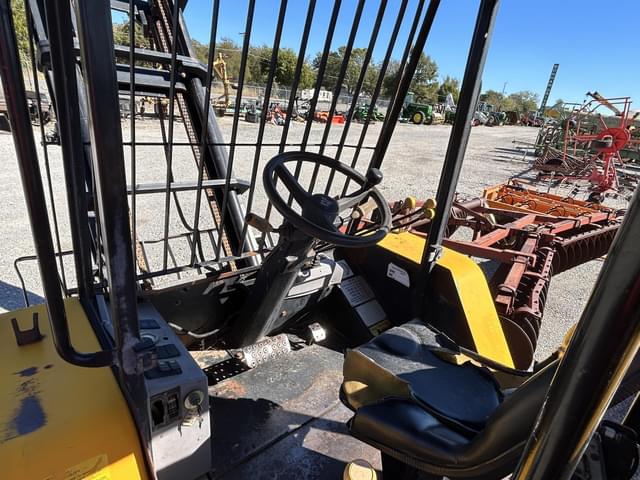 Image of JCB 930 equipment image 3