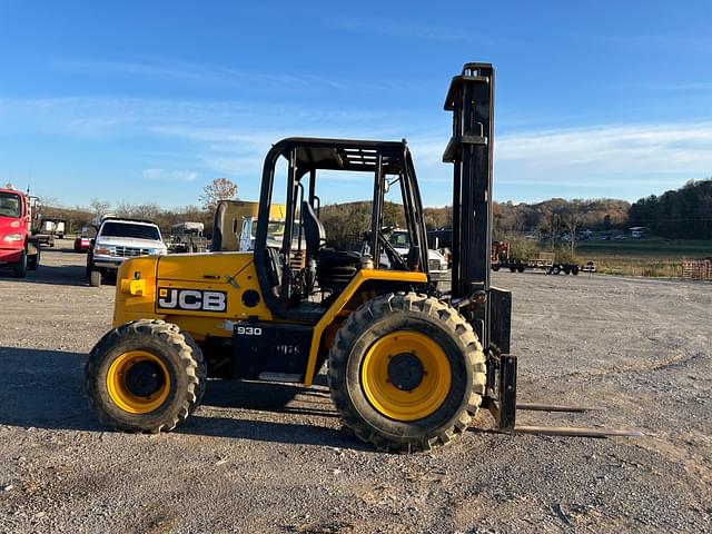 Image of JCB 930 equipment image 2