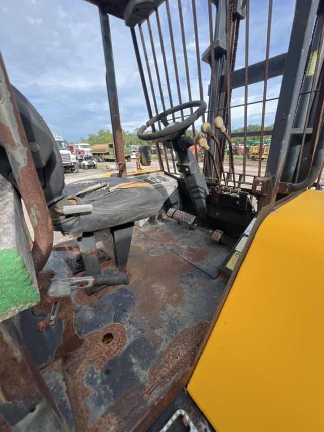Image of JCB 930 equipment image 4