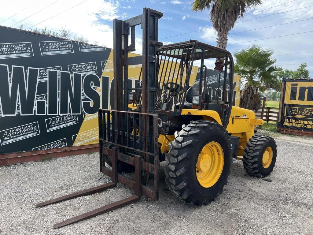 JCB 930 Equipment Image0