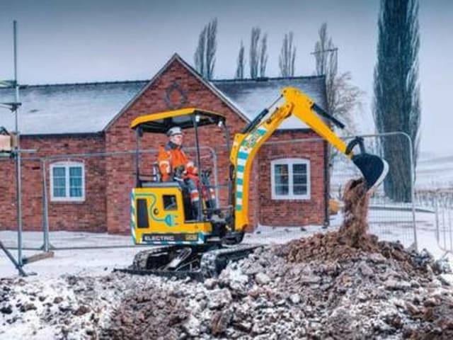 Image of JCB 19C-1E equipment image 2