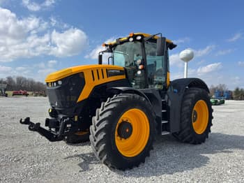 2020 JCB Fastrac 8330 Equipment Image0