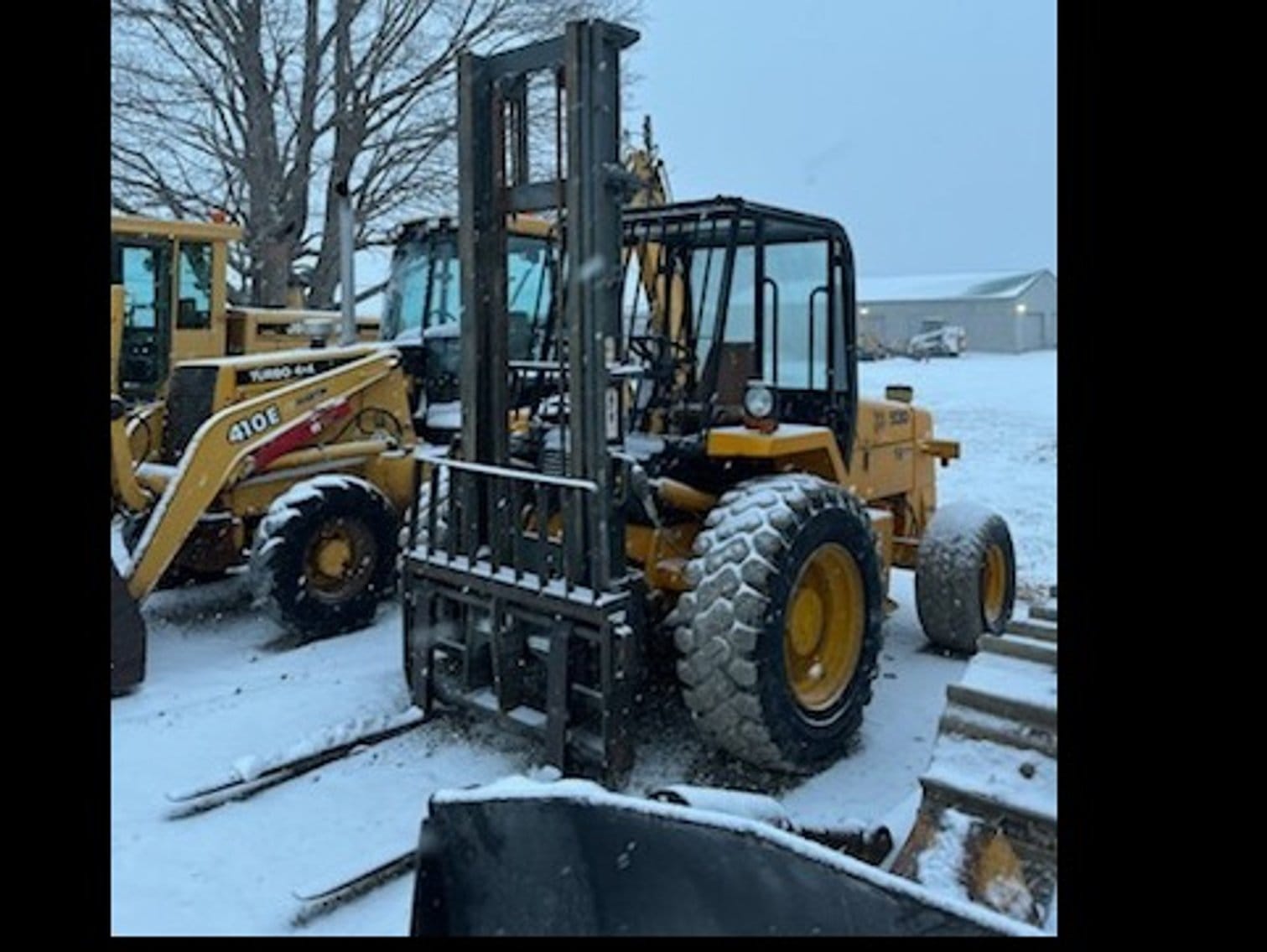 JCB 930 Equipment Image0