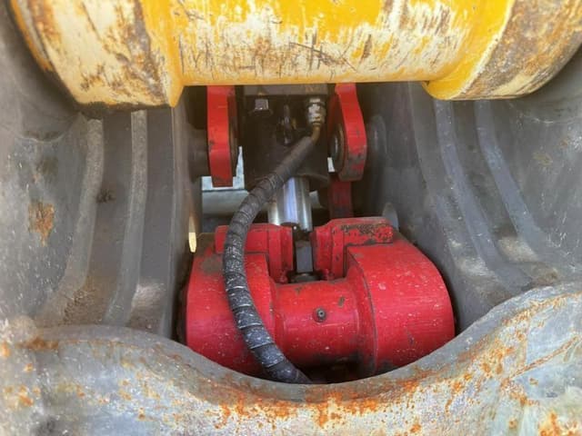 Image of JCB JS160NLC equipment image 4