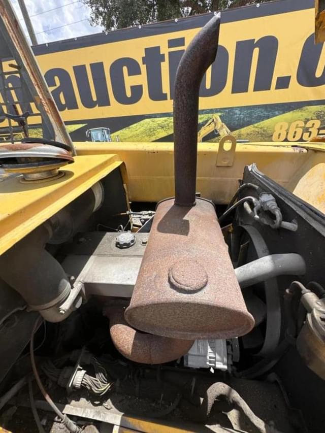 Image of JCB 520 equipment image 3