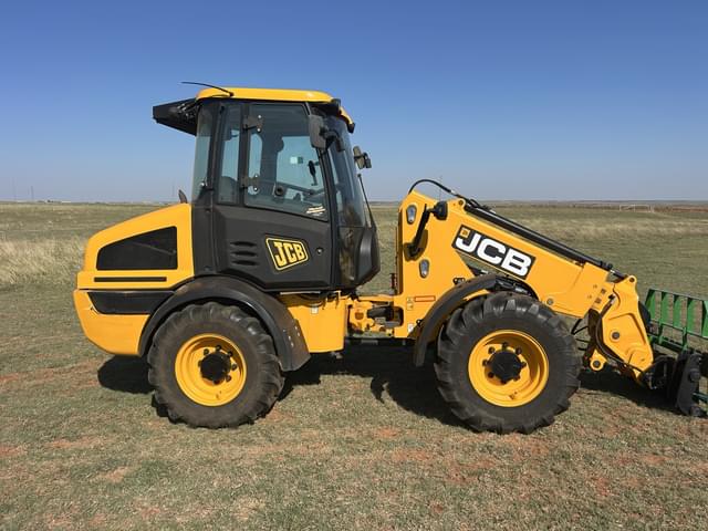 Image of JCB TM220 equipment image 1