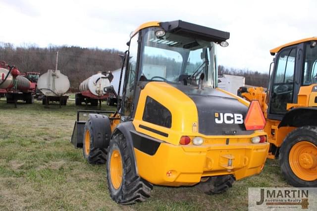 Image of JCB TM220 equipment image 3