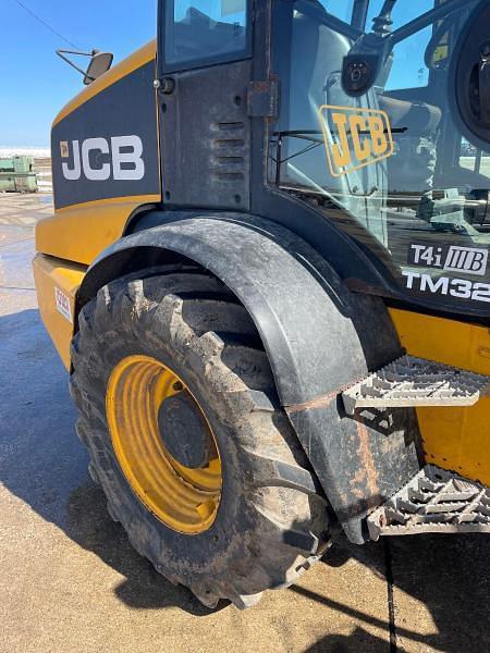 Image of JCB TM320 equipment image 4