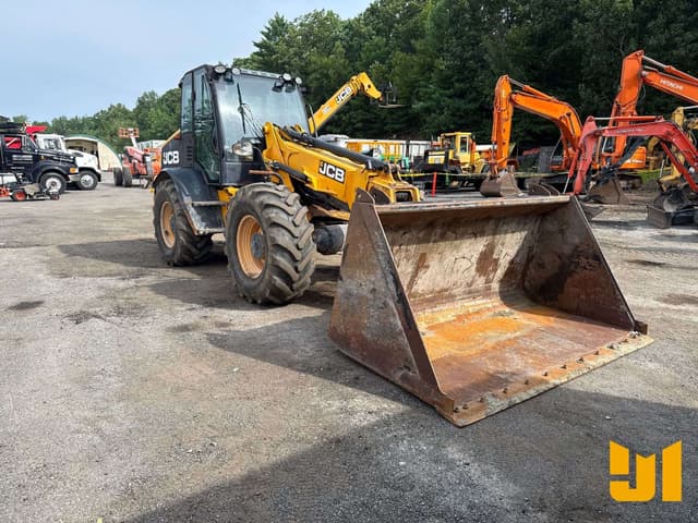 Image of JCB TM320 equipment image 2