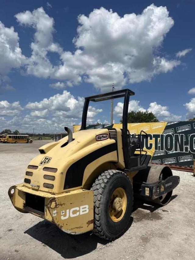 Image of JCB VM46D equipment image 3