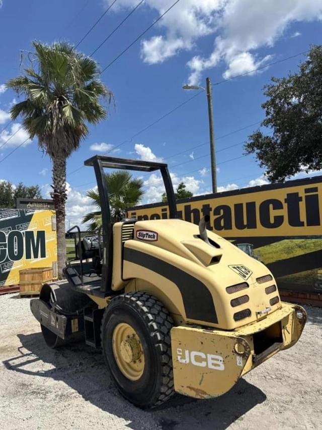 Image of JCB VM46D equipment image 1