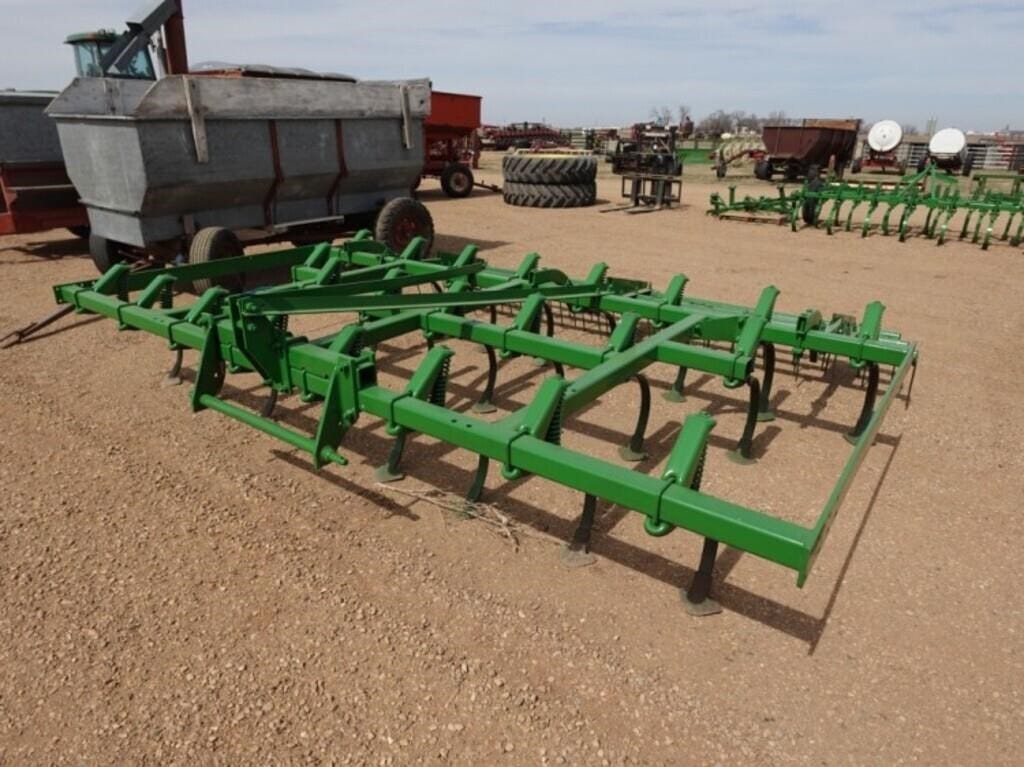 John Deere 1010 Equipment Image0