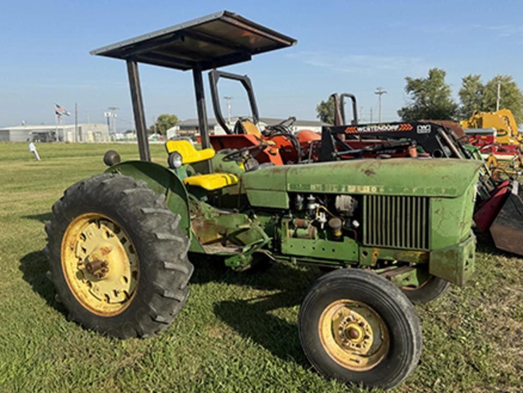 John Deere 1020 Equipment Image0