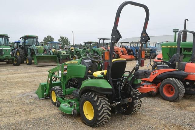Image of John Deere 1023E equipment image 1