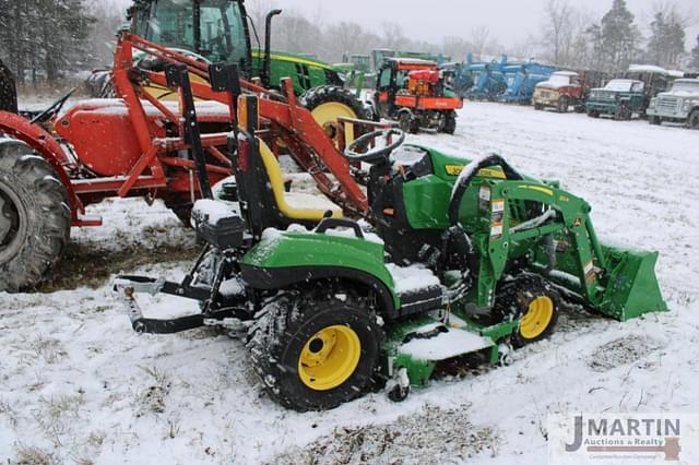 Image of John Deere 1023E equipment image 2