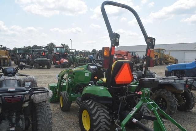 Image of John Deere 1023E equipment image 1