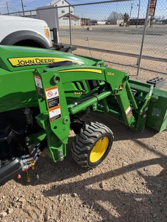 Image of John Deere 1023E equipment image 1