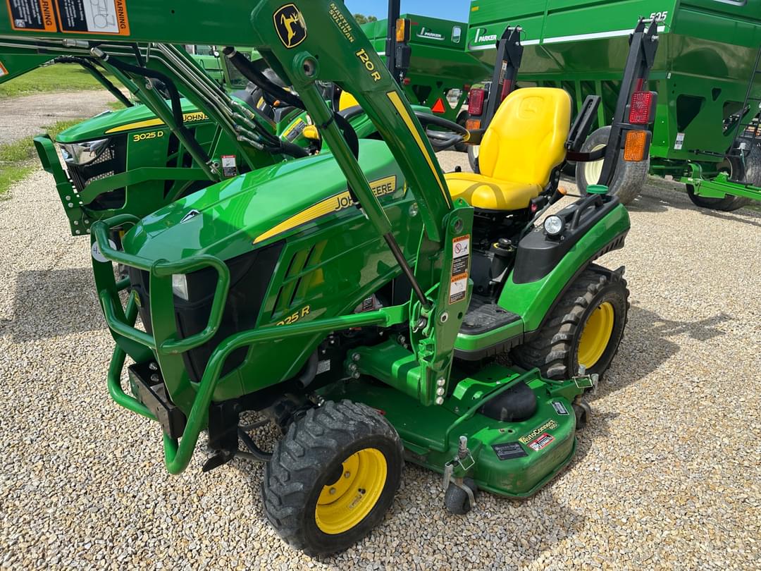 Image of John Deere 1025R Primary image