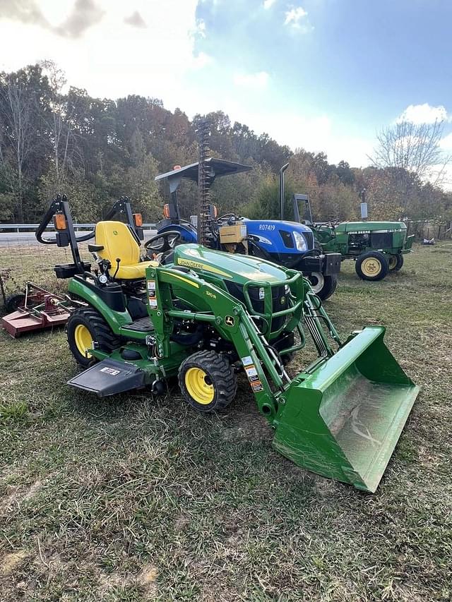 Image of John Deere 1025R equipment image 2