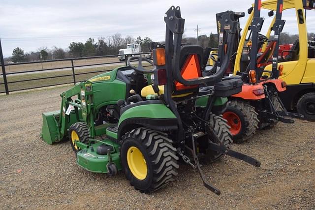 Image of John Deere 1025R equipment image 1