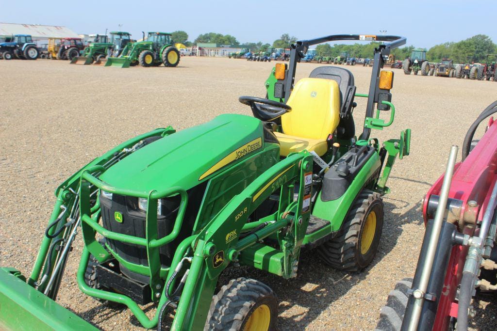Main image John Deere 1025R