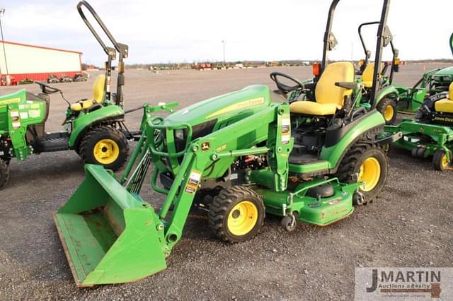 Image of John Deere 1025R equipment image 1