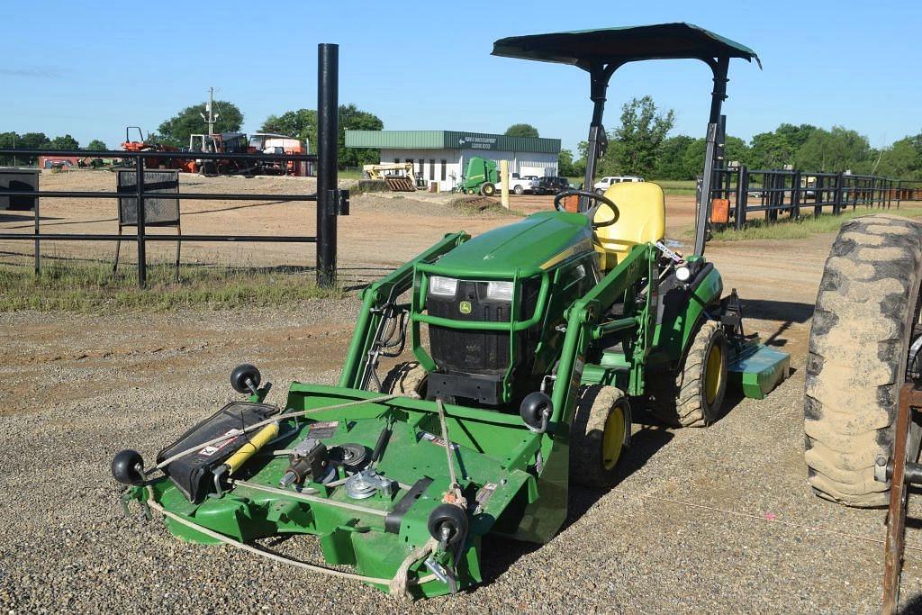 Image of John Deere 1026R Primary image