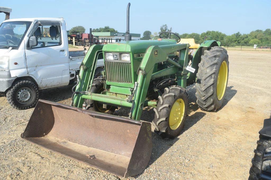 Image of John Deere 1050 Primary image