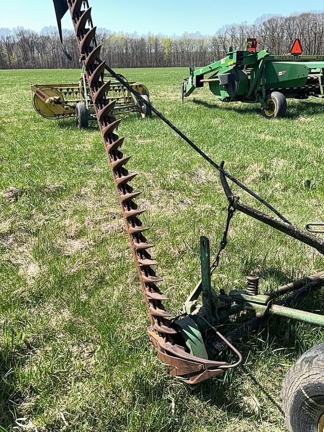 Image of John Deere 11 equipment image 2